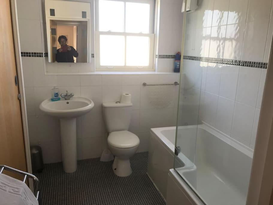 Great Offer 2 Bed Tenby Flat Free Parking 外观 照片